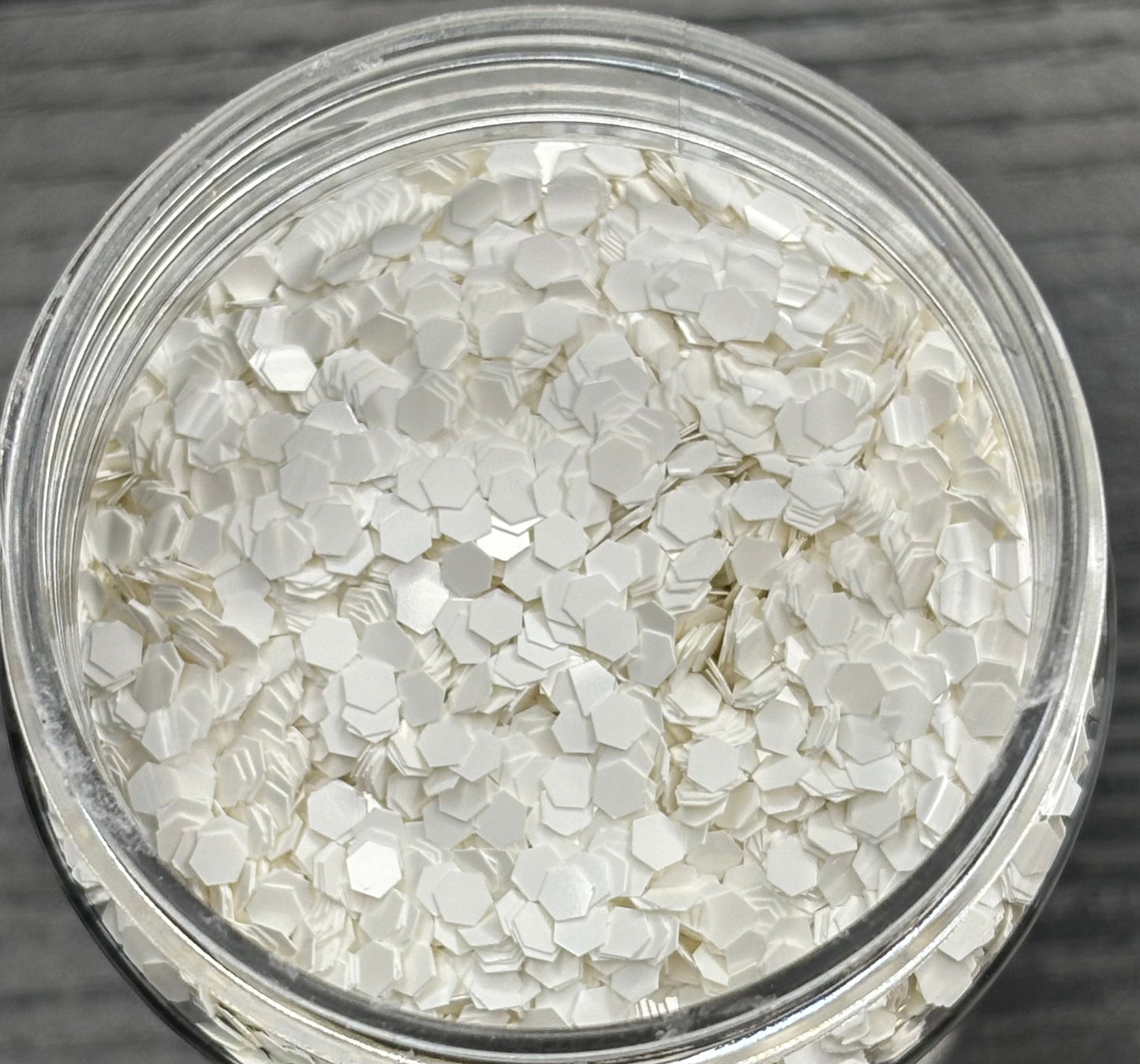 #105 Pearl white glitter